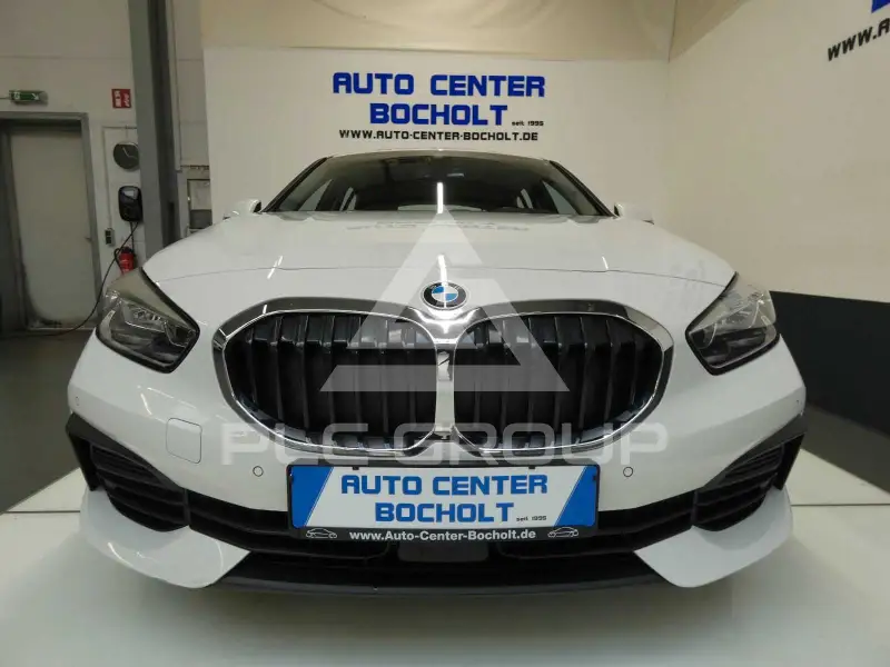 2021 BMW 116