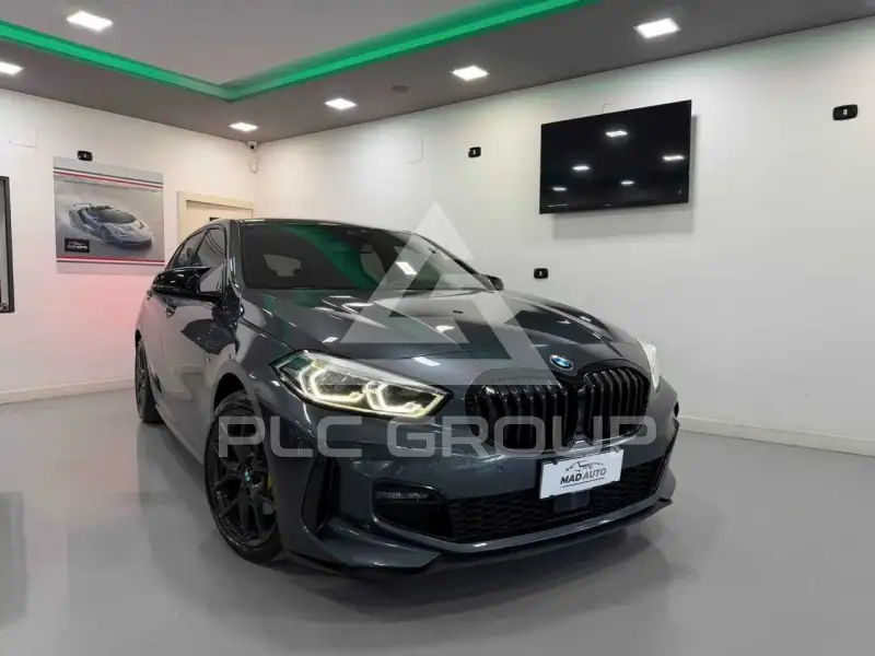 2021 BMW 116