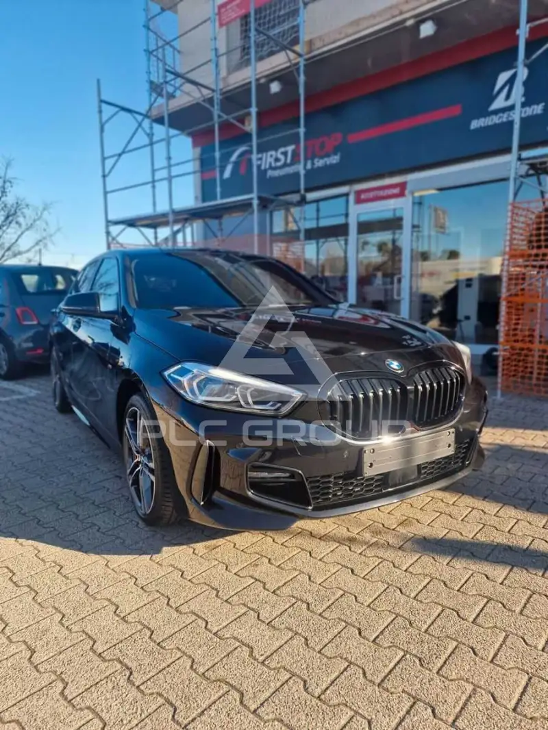 2021 BMW 116