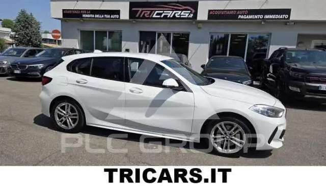 2021 BMW 116