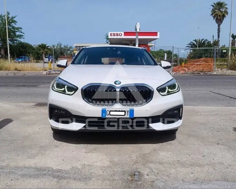 2021 BMW 116