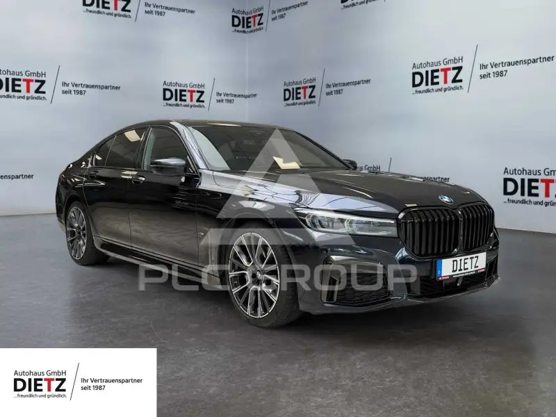2021 BMW 730