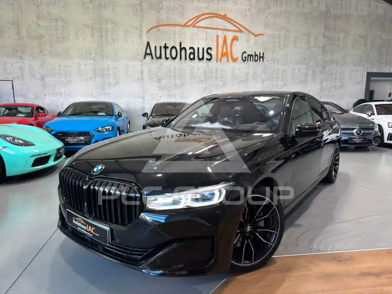 2021 BMW 730