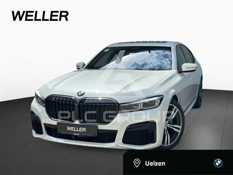 2021 BMW 730