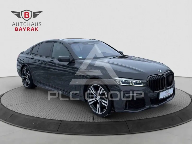 2021 BMW 730