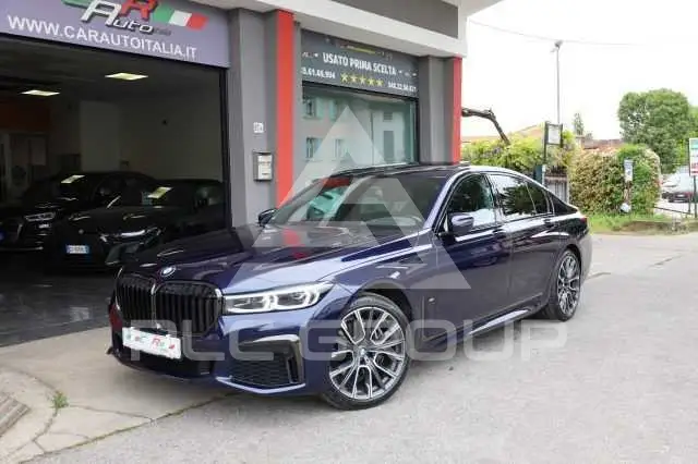 2021 BMW 730