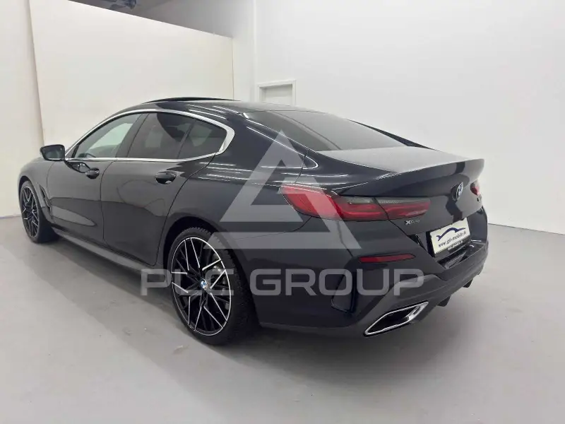 2021 BMW M8