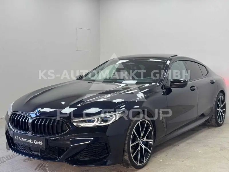2021 BMW M8