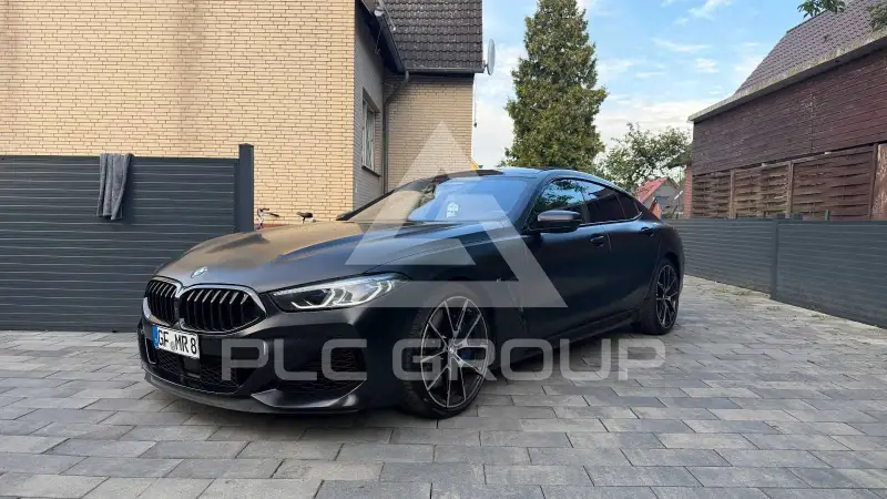 2021 BMW M8
