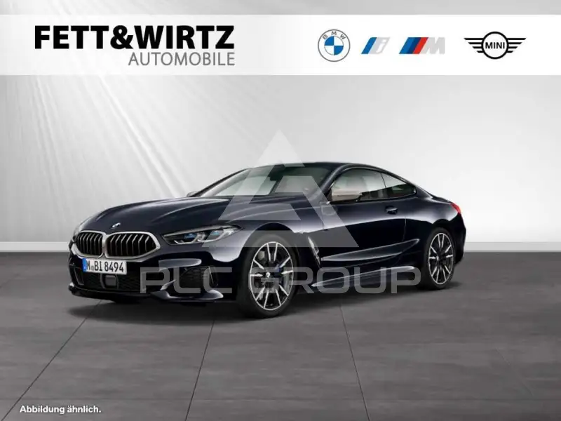 2021 BMW M8