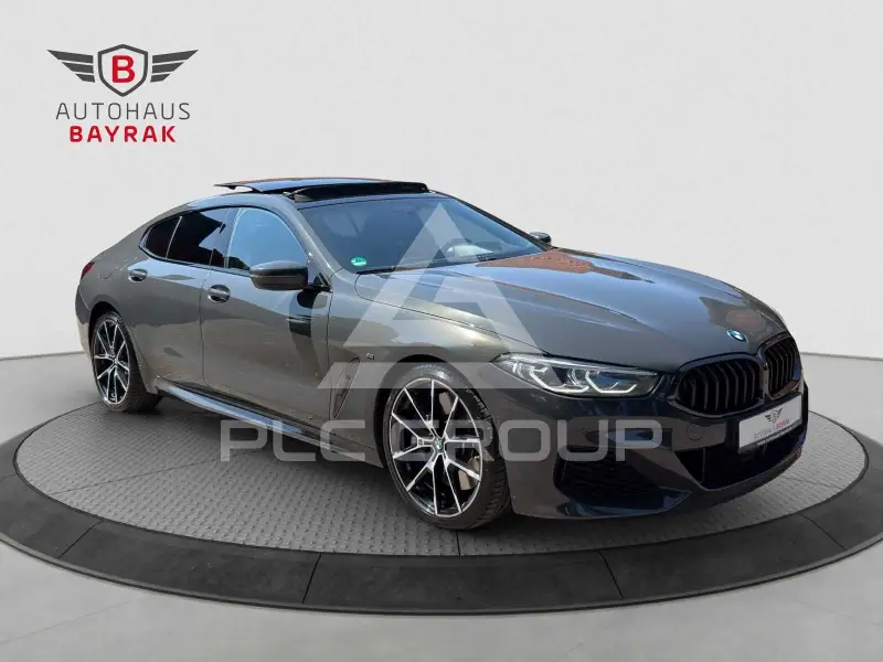 2021 BMW M8