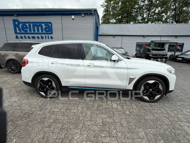 2021 BMW iX