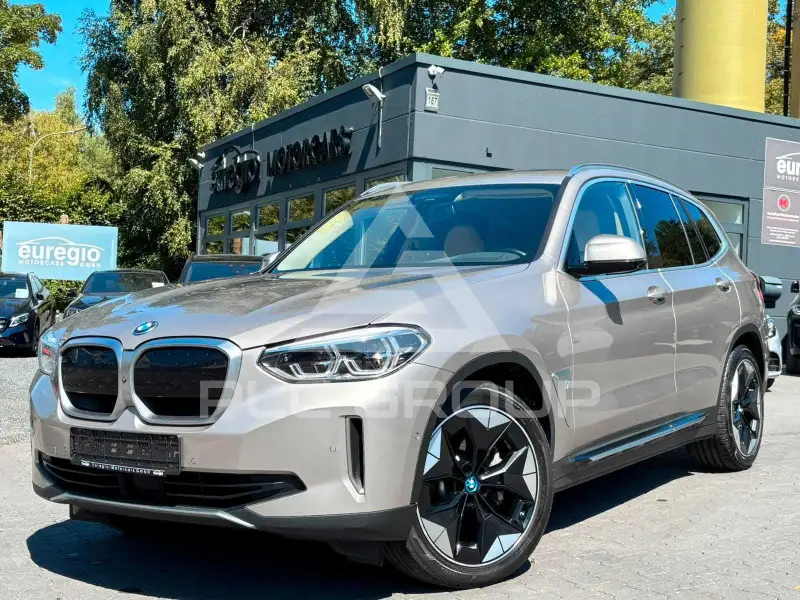 2021 BMW iX