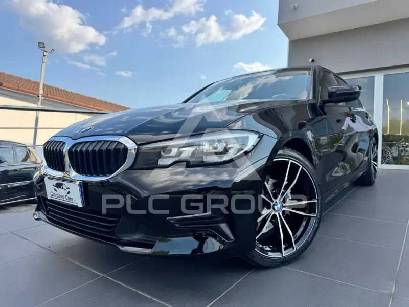 2021 BMW 318