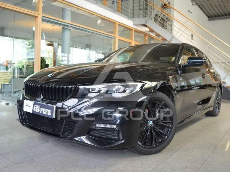 2021 BMW 318