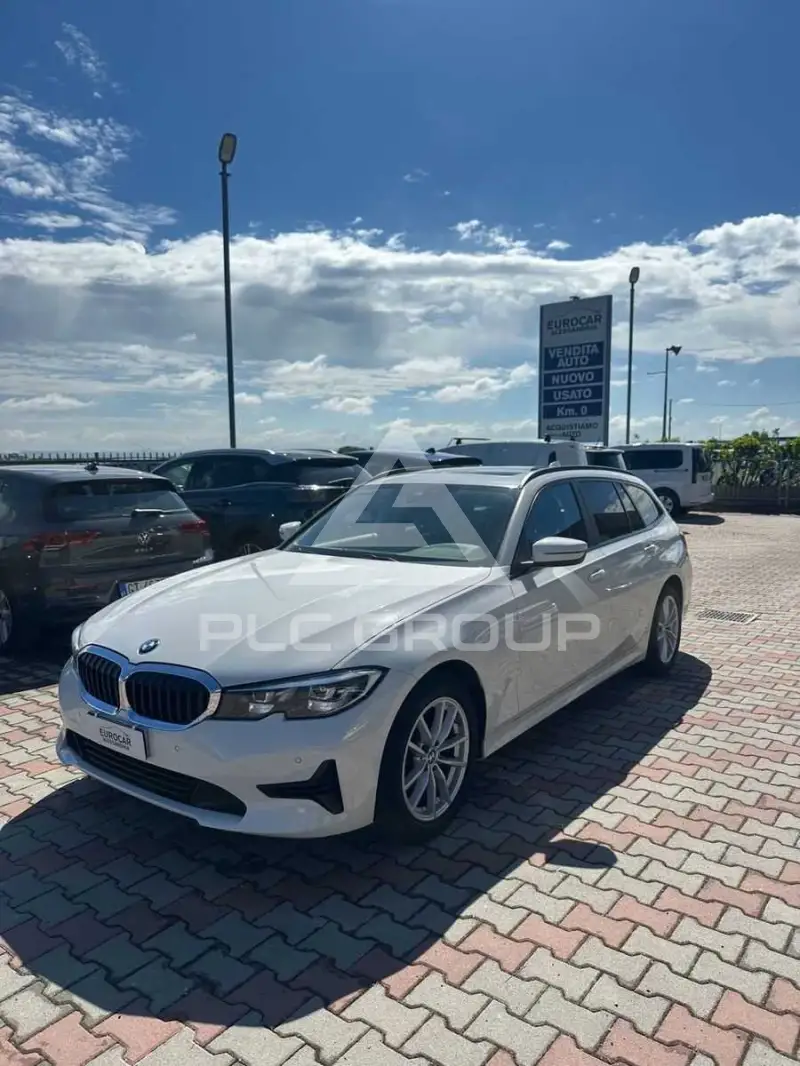 2021 BMW 318