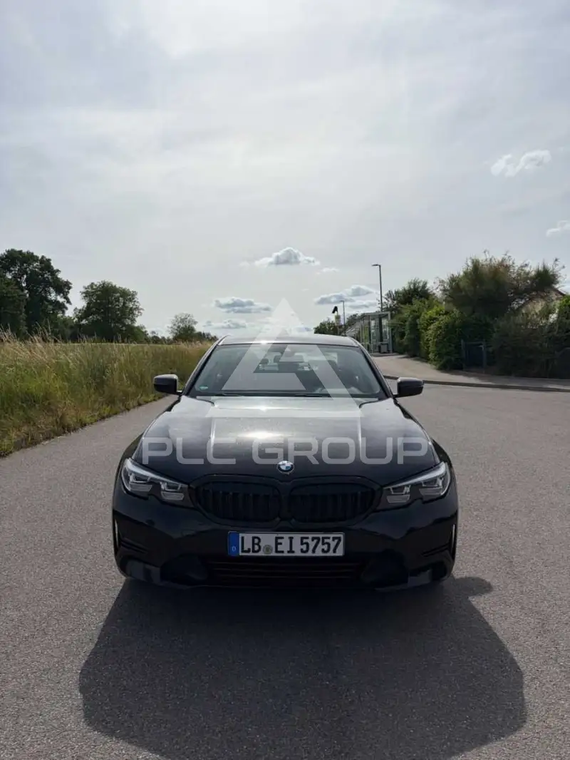 2021 BMW 318