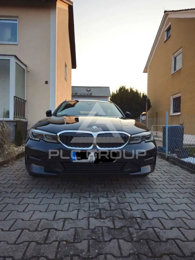 2021 BMW 318