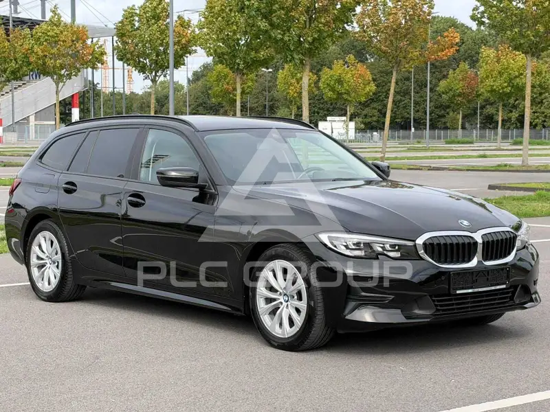 2021 BMW 318