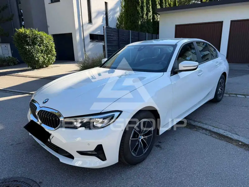 2021 BMW 318