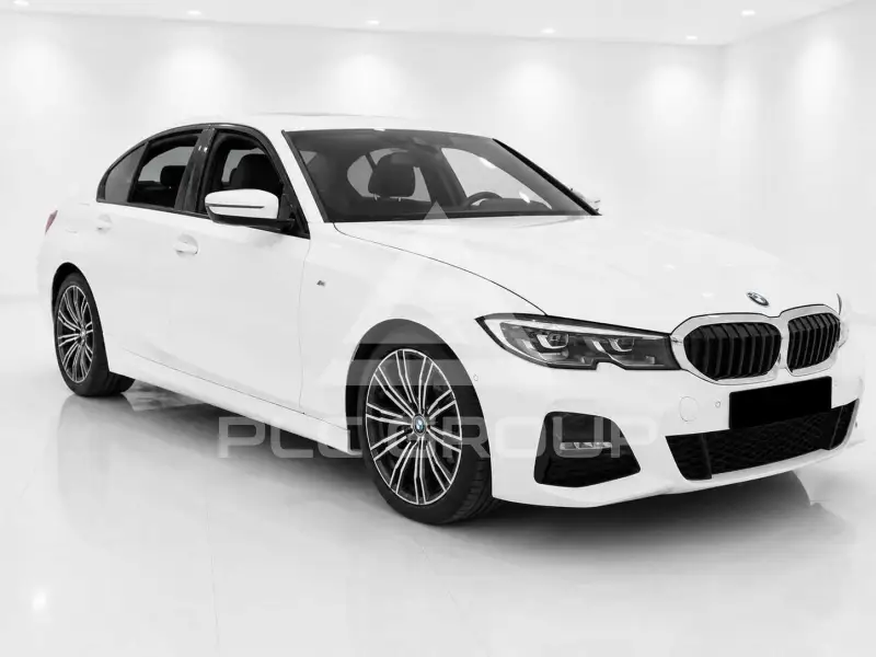 2021 BMW 318