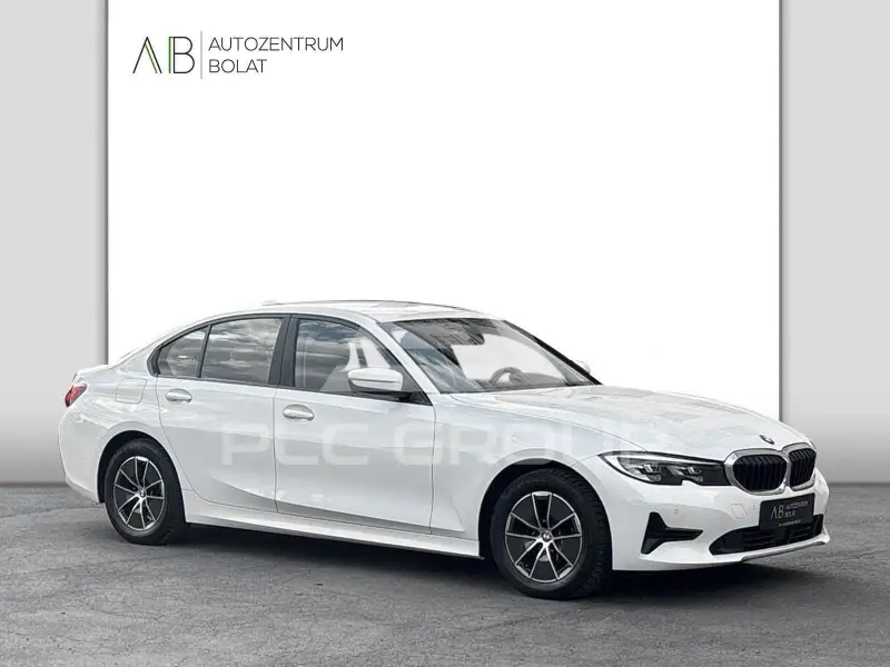 2021 BMW 318