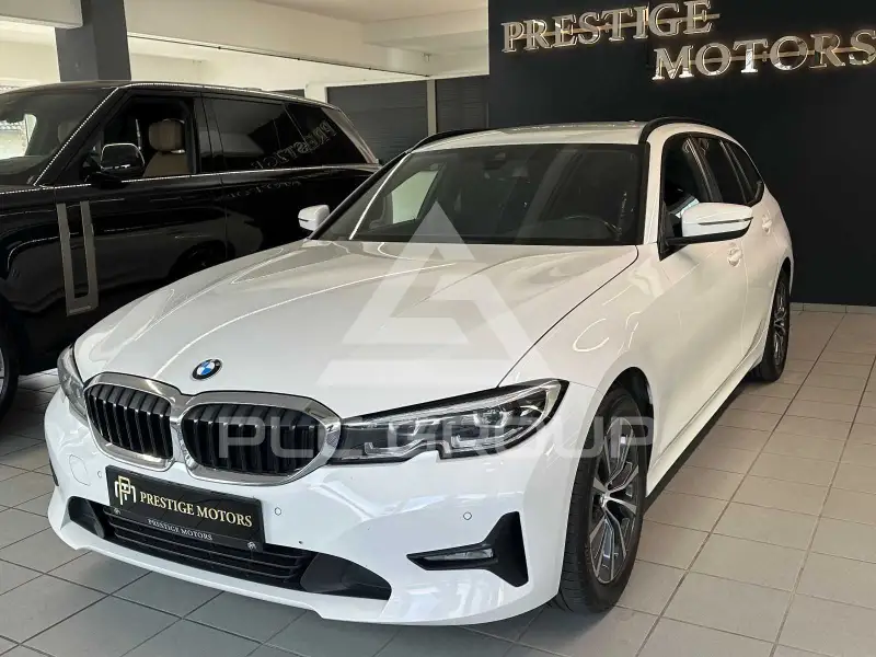 2021 BMW 318