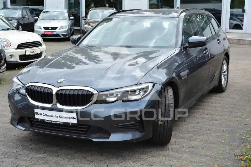 2021 BMW 318