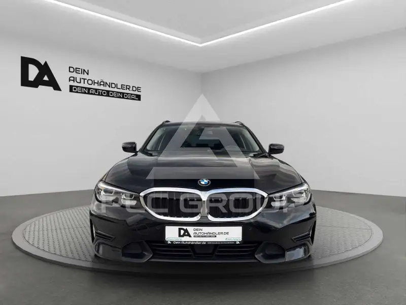2021 BMW 318