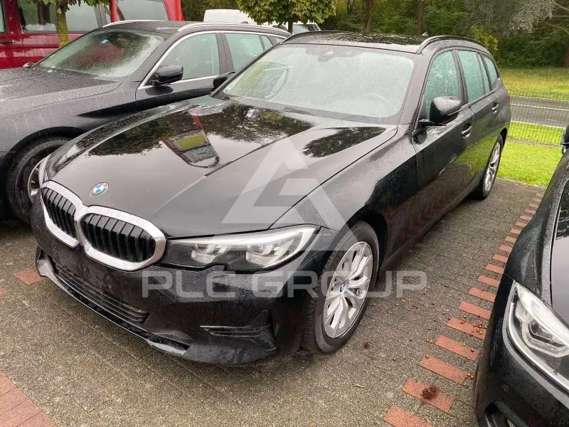 2021 BMW 318
