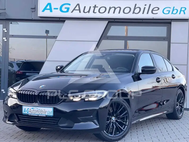 2021 BMW 318