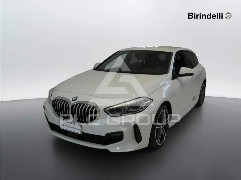 2021 BMW 118
