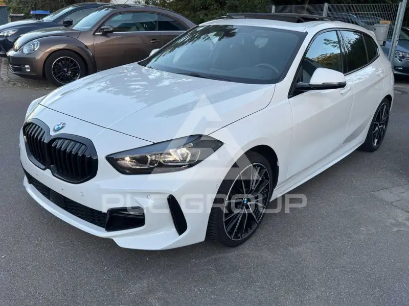 2021 BMW 118