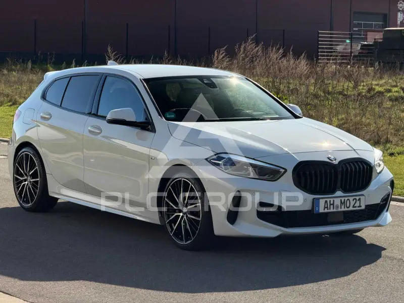 2021 BMW 118