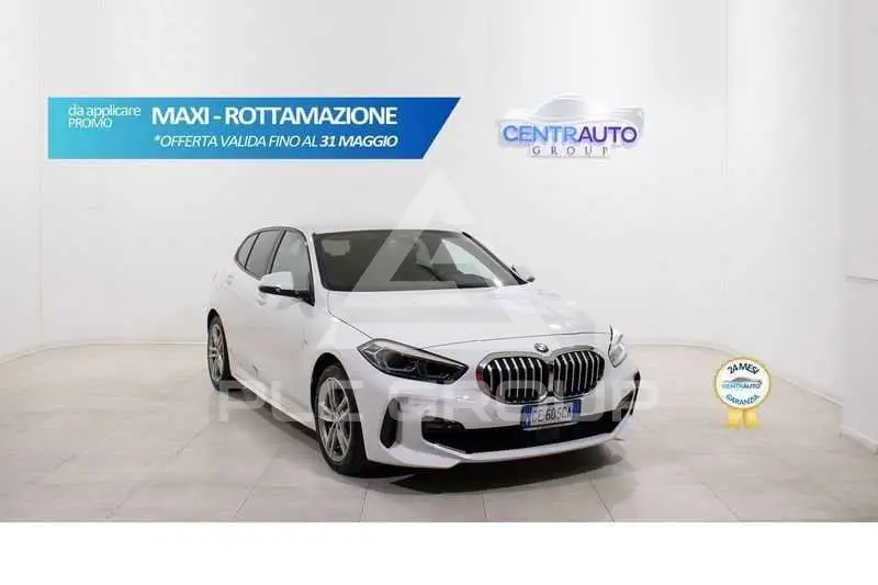 2021 BMW 118