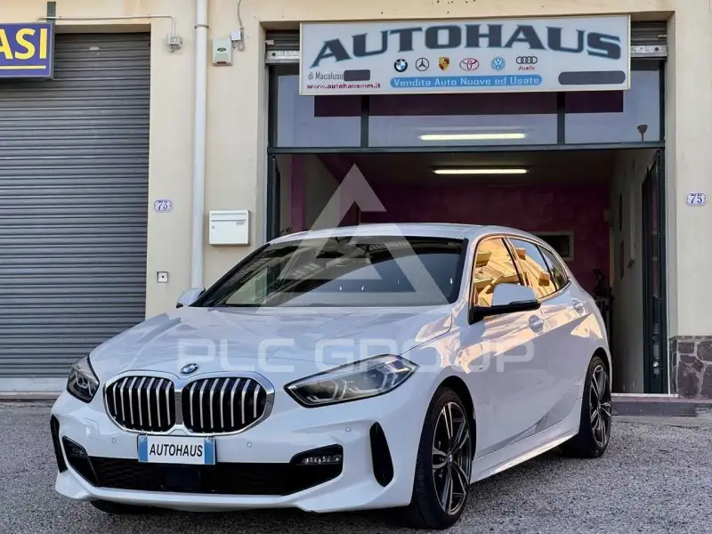 2021 BMW 118