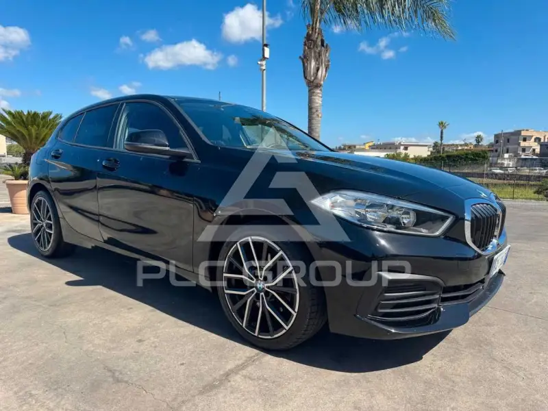 2021 BMW 118