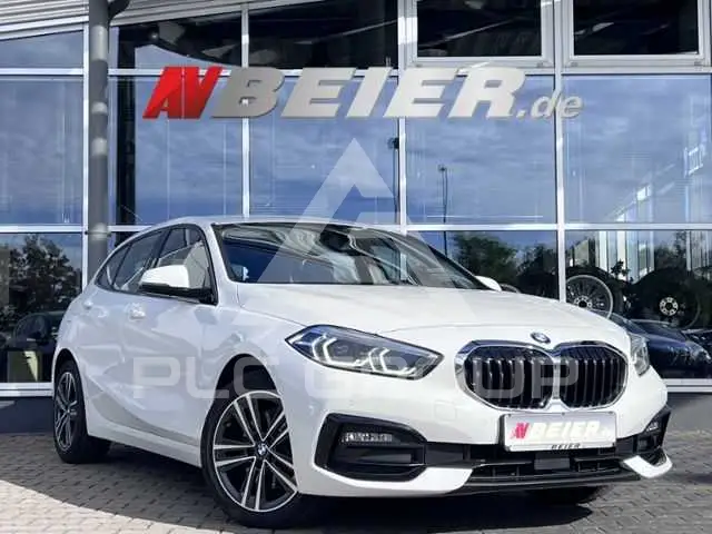 2021 BMW 118