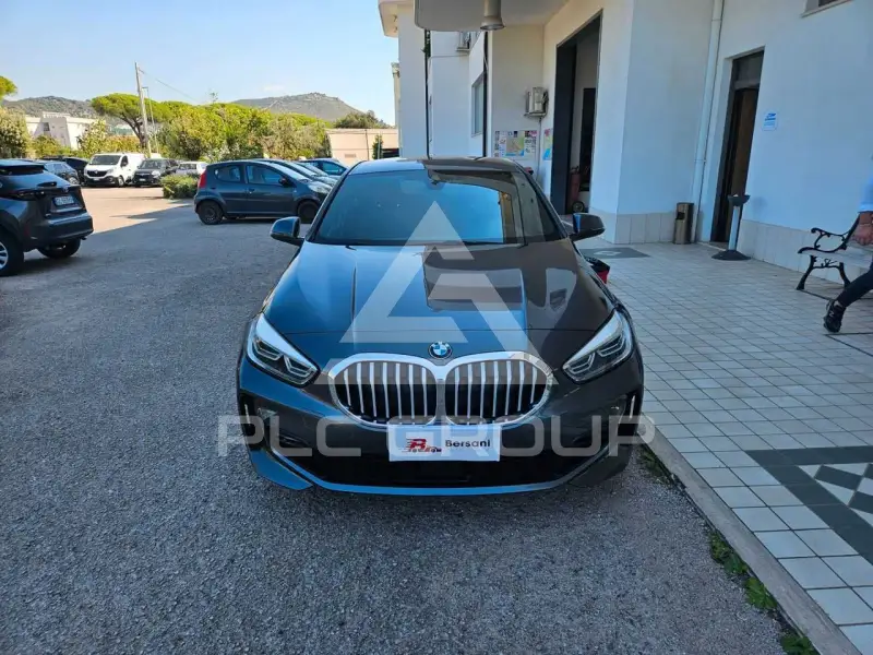 2021 BMW 118