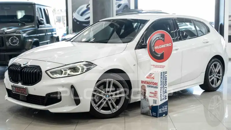 2021 BMW 118