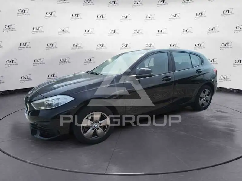 2021 BMW 118