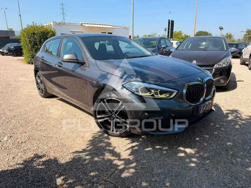2021 BMW 118