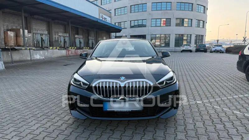 2021 BMW 118