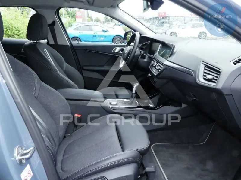 2021 BMW 118