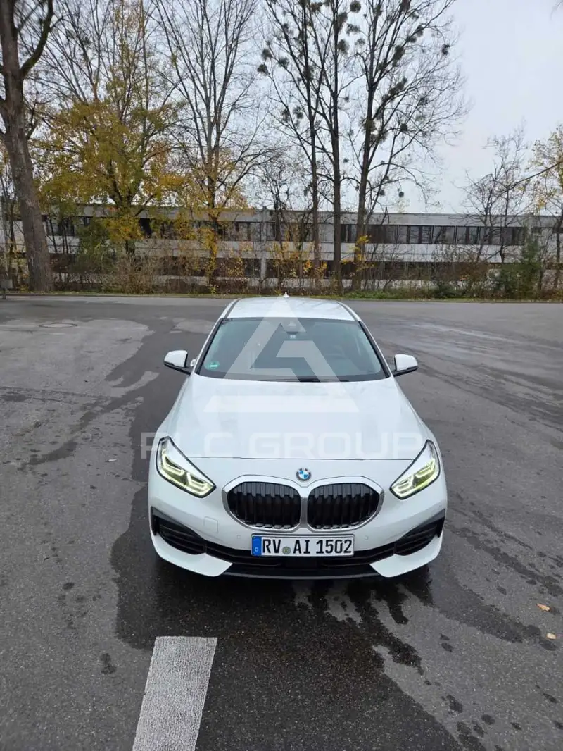 2021 BMW 118