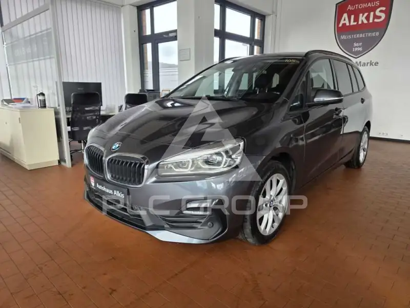 2021 BMW 218