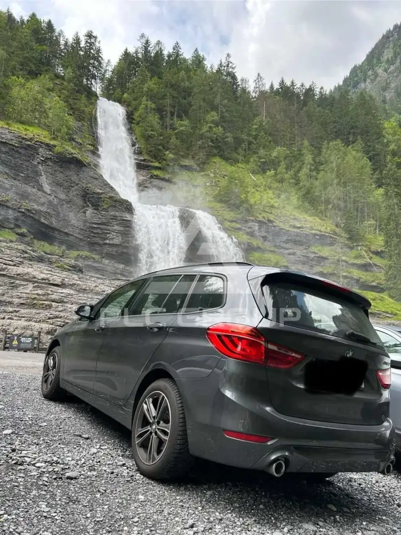2021 BMW 218