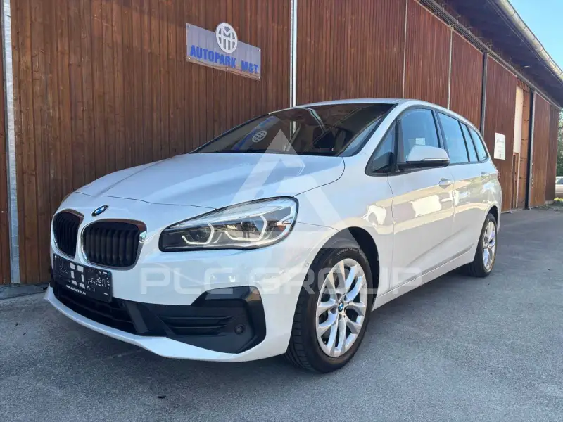 2021 BMW 218