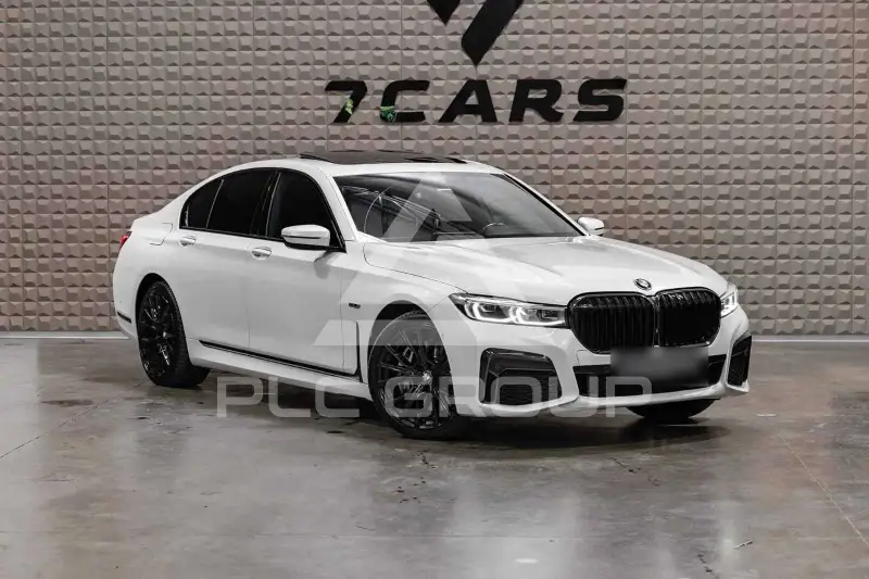 2021 BMW 745