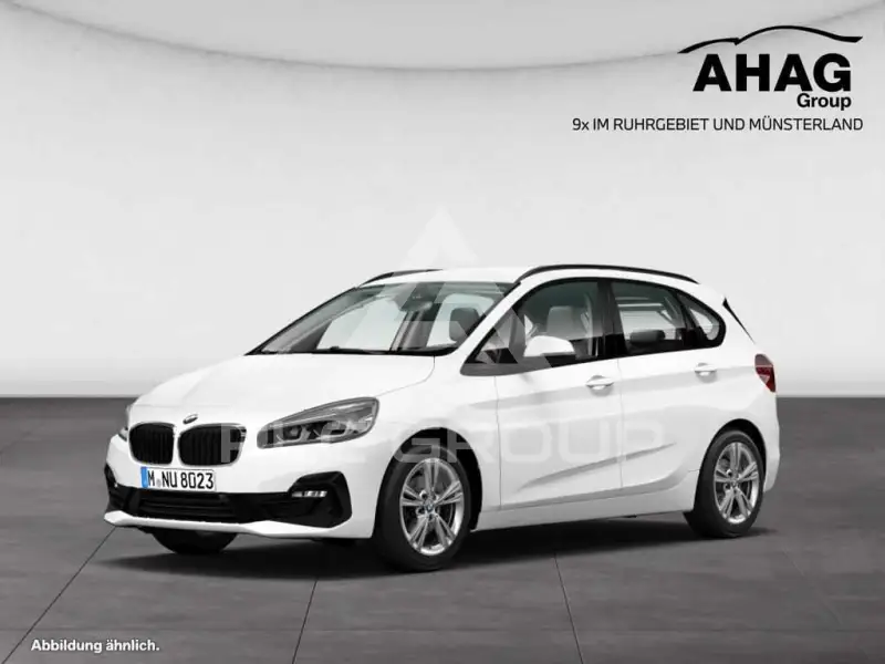 2021 BMW 220
